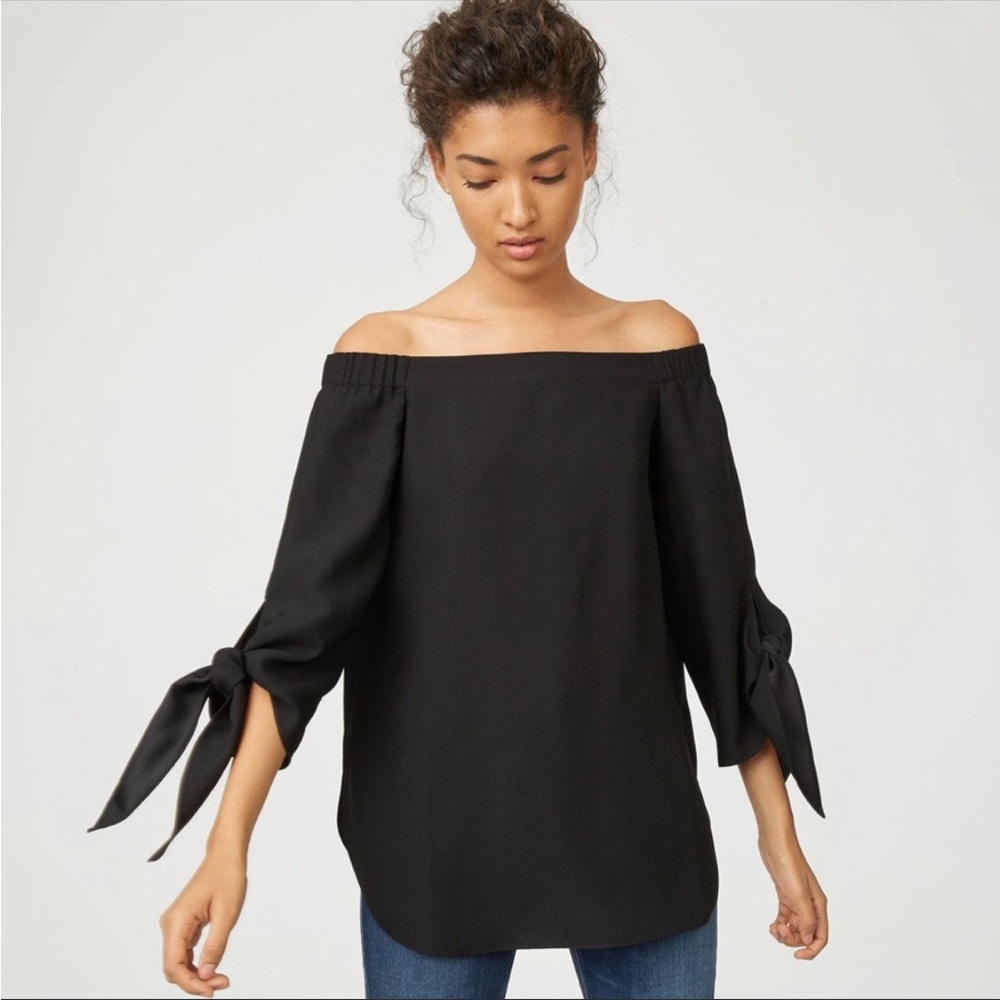 Club Monaco size 2 Black long sleeve off the shoulder shirt